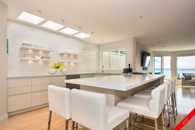 badge_image3 at 14933 Blackwood Lane, White Rock, South Surrey White Rock