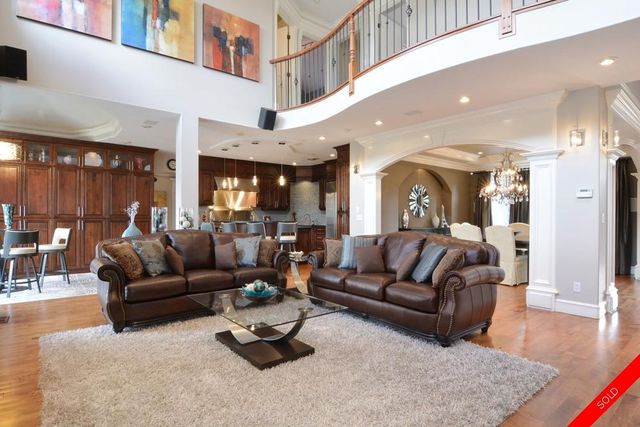 badge_image25 at 15981 Humberside Avenue, Morgan Creek, South Surrey White Rock