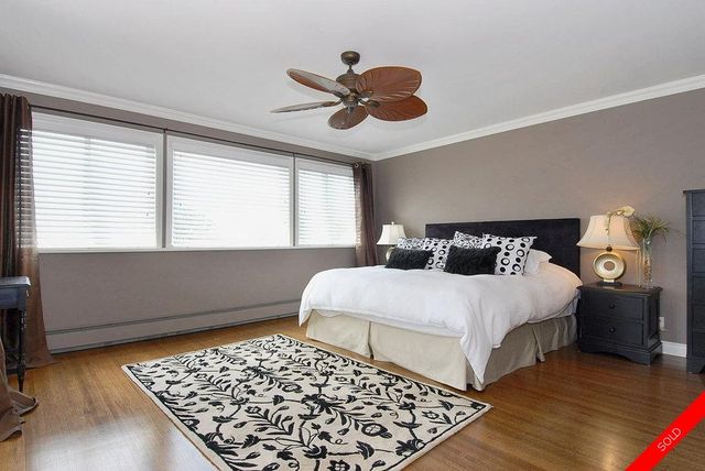 badge_image20 at 13210 14th Avenue, Crescent Bch Ocean Pk., South Surrey White Rock