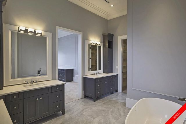 badge_image11 at 20166 1 Avenue, Campbell Valley, Langley