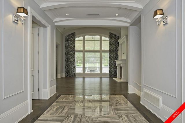 badge_image2 at 20166 1 Avenue, Campbell Valley, Langley