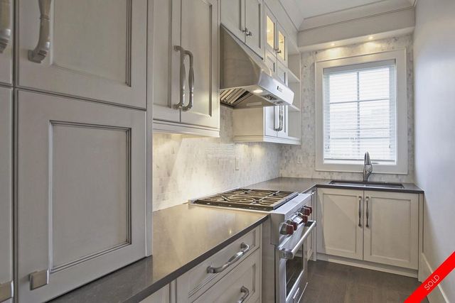 badge_image29 at 20166 1 Avenue, Campbell Valley, Langley