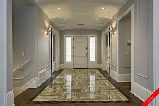 badge_image32 at 20166 1 Avenue, Campbell Valley, Langley