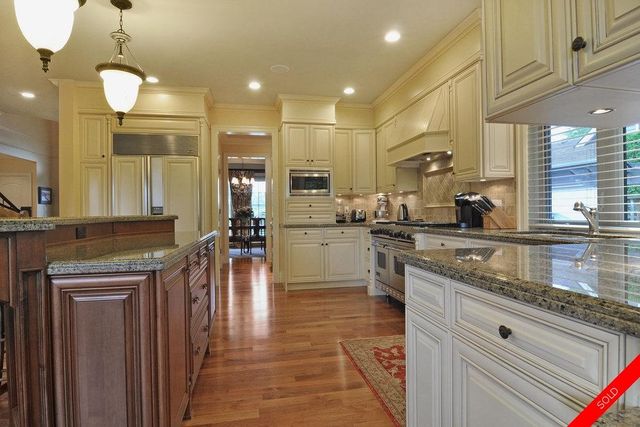 badge_image10 at 3789 Devonshire Drive, Morgan Creek, South Surrey White Rock