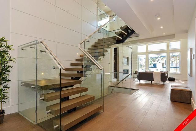 badge_image16 at 13716 Coldicutt Avenue, White Rock, South Surrey White Rock