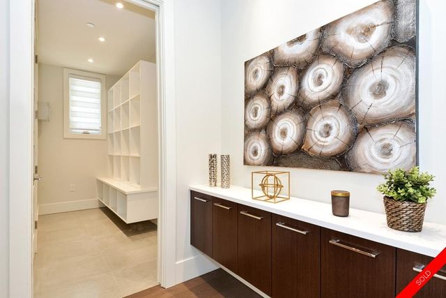 badge_image27 at 13716 Coldicutt Avenue, White Rock, South Surrey White Rock