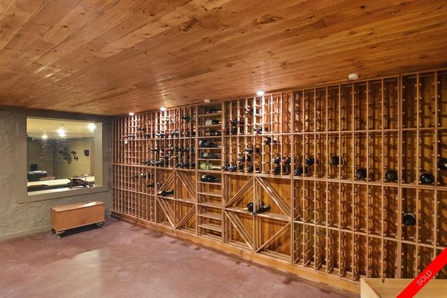 badge_image12 at 20170 2nd Avenue, Campbell Valley, Langley