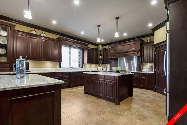 badge_image31 at 19821 16th Avenue, Brookswood Langley, Langley