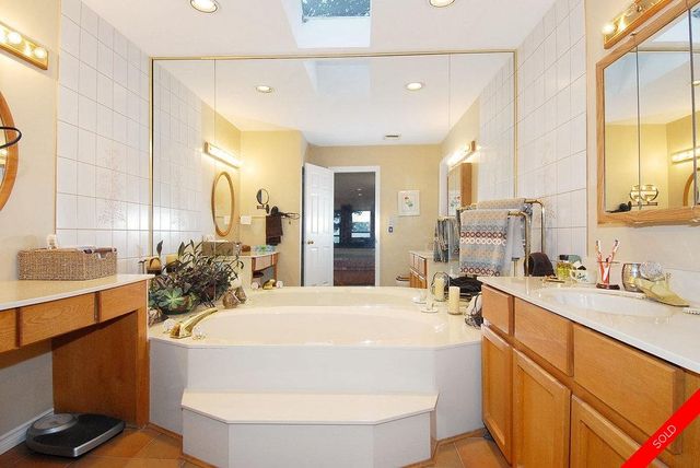 badge_image12 at 1083 Ocean Park Road, Crescent Bch Ocean Pk., South Surrey White Rock