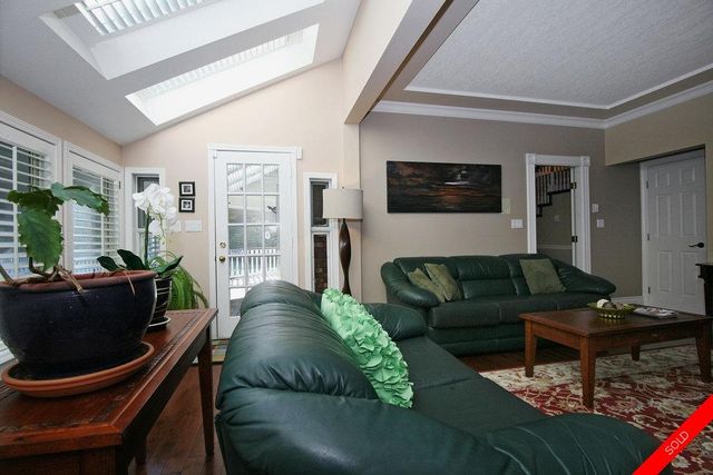 badge_image20 at 13097 28th Avenue, Sunnyside Park Surrey, South Surrey White Rock