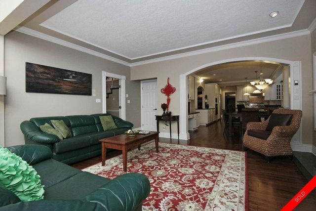 badge_image22 at 13097 28th Avenue, Sunnyside Park Surrey, South Surrey White Rock