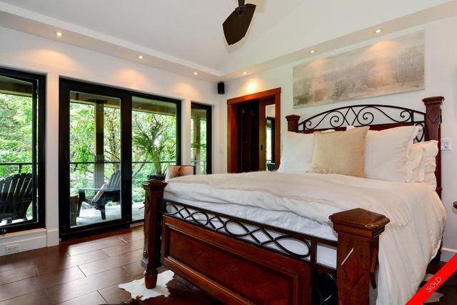 badge_image17 at 14275 28 Avenue, White Rock, South Surrey White Rock