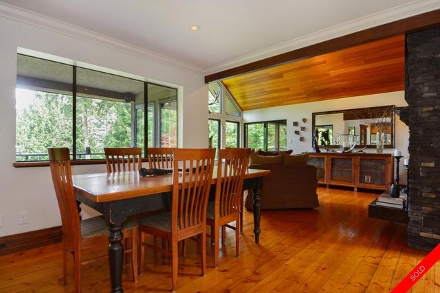 badge_image18 at 14275 28 Avenue, White Rock, South Surrey White Rock