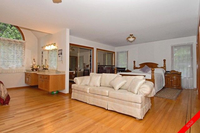 badge_image4 at 1121 King George Highway, King George Corridor, South Surrey White Rock