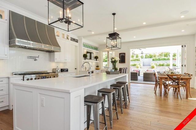 badge_image25 at 20310 2 Avenue, Campbell Valley, Langley