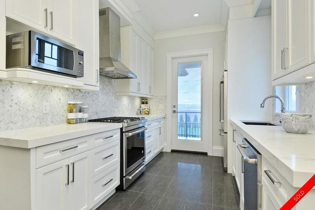 badge_image12 at 3882 159a Street, Morgan Creek, South Surrey White Rock