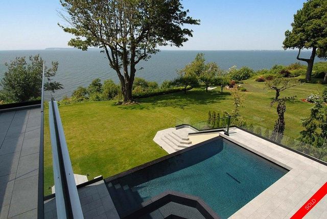 badge_image31 at 1885 Ocean Park Road, Crescent Bch Ocean Pk., South Surrey White Rock