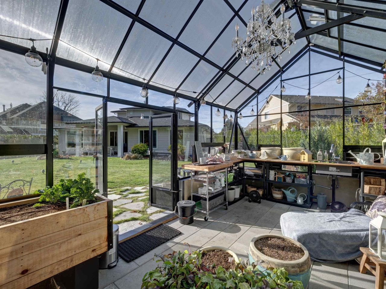 1414-sunrise-place-gibsons-area-sunshine-coast-11 at 1414 Sunrise Place, Gibsons & Area, Sunshine Coast