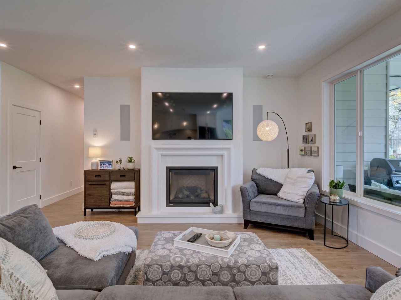 1414-sunrise-place-gibsons-area-sunshine-coast-13 at 1414 Sunrise Place, Gibsons & Area, Sunshine Coast