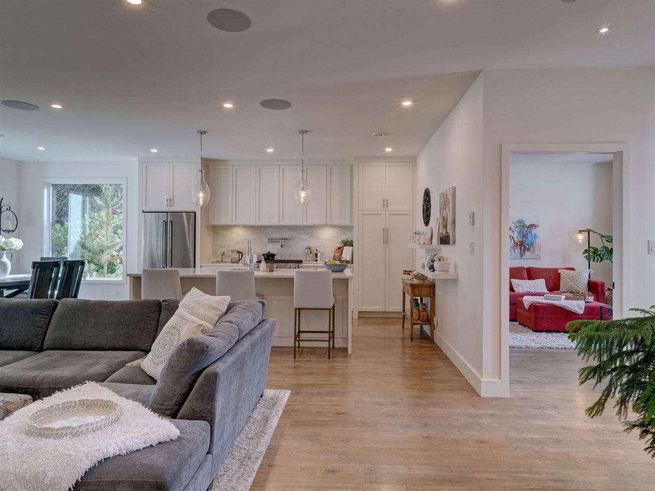 1414-sunrise-place-gibsons-area-sunshine-coast-15 at 1414 Sunrise Place, Gibsons & Area, Sunshine Coast