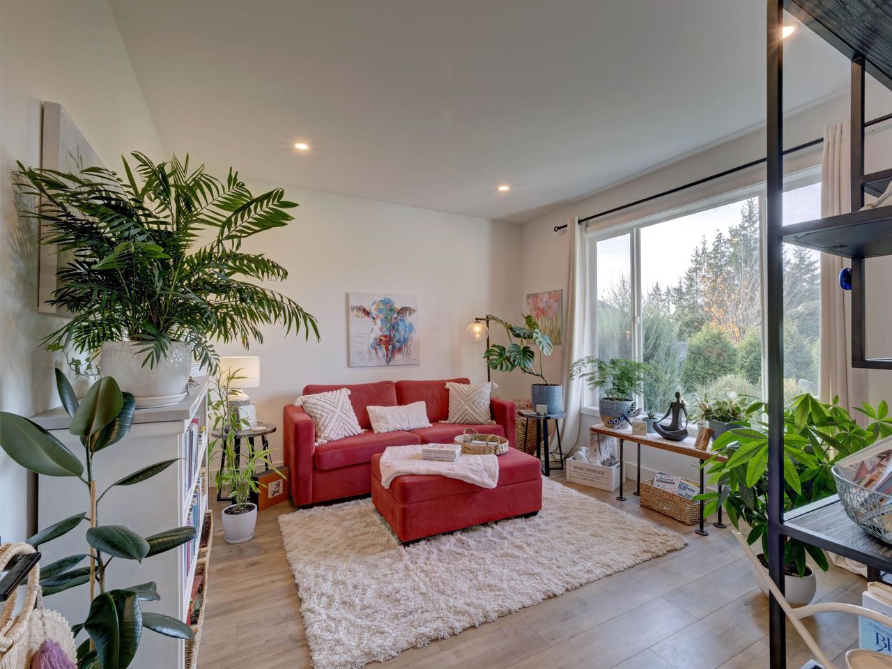 1414-sunrise-place-gibsons-area-sunshine-coast-16 at 1414 Sunrise Place, Gibsons & Area, Sunshine Coast