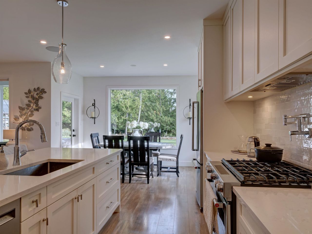 1414-sunrise-place-gibsons-area-sunshine-coast-22 at 1414 Sunrise Place, Gibsons & Area, Sunshine Coast