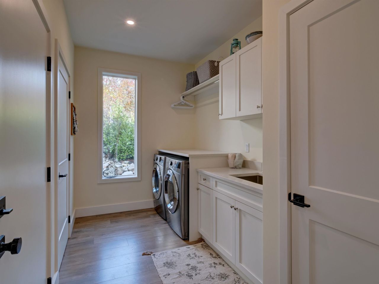 1414-sunrise-place-gibsons-area-sunshine-coast-32 at 1414 Sunrise Place, Gibsons & Area, Sunshine Coast