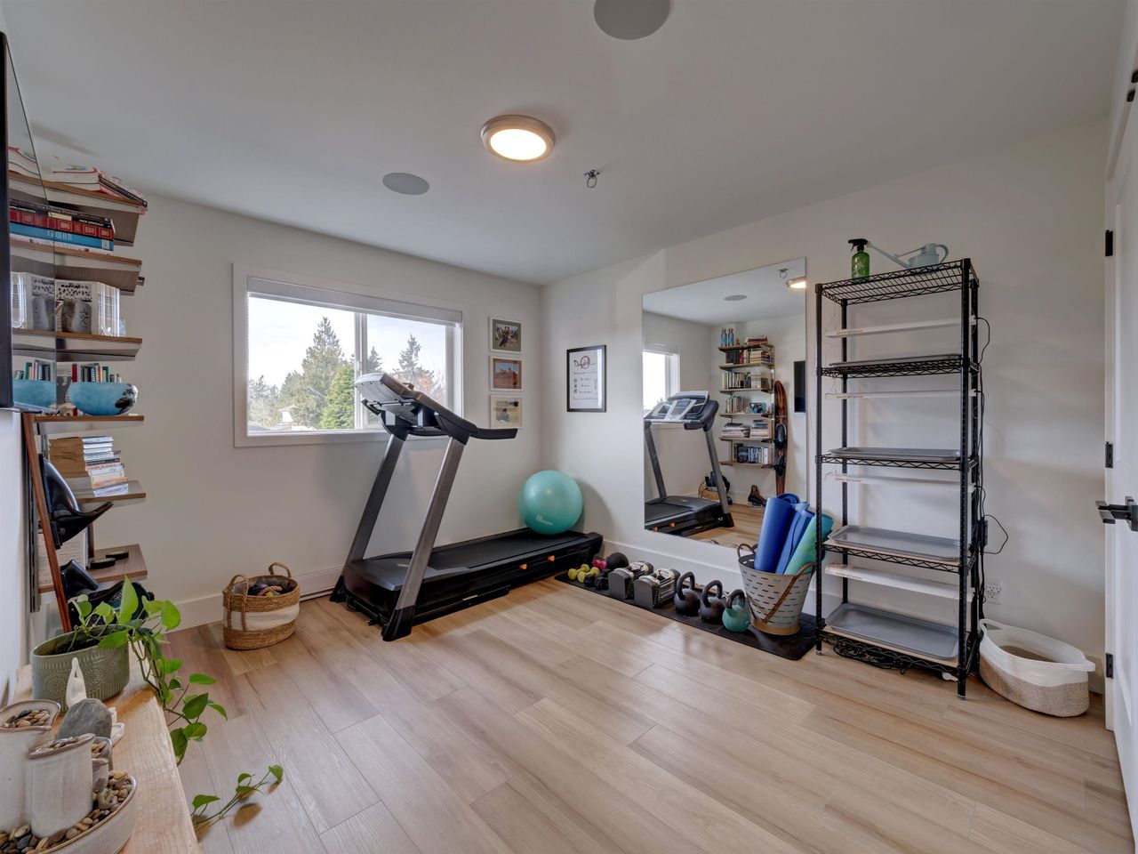 1414-sunrise-place-gibsons-area-sunshine-coast-39 at 1414 Sunrise Place, Gibsons & Area, Sunshine Coast