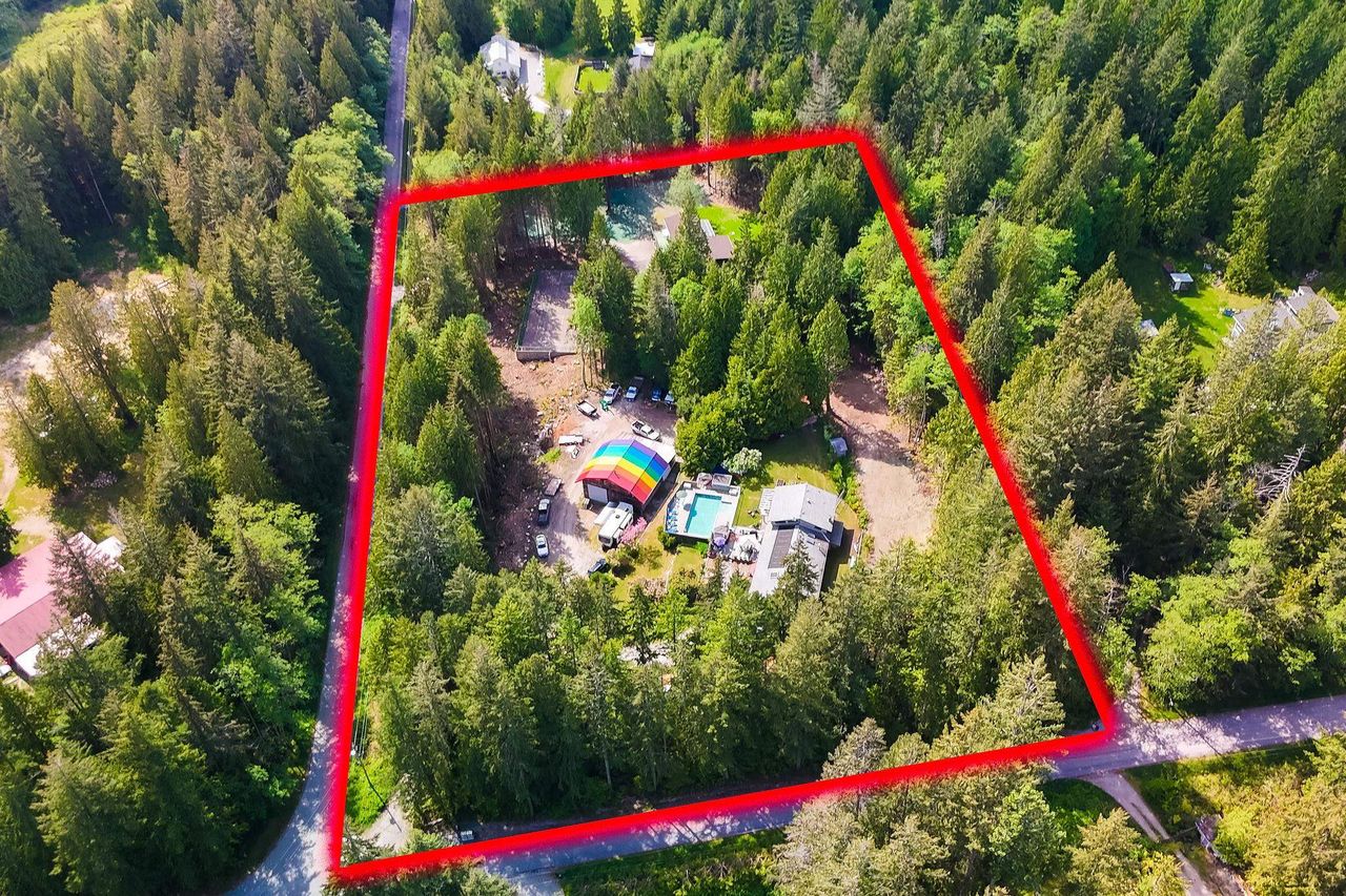 3318-42-linwood-road-roberts-creek-sunshine-coast-04 at 3318-42 Linwood Road, Roberts Creek, Sunshine Coast