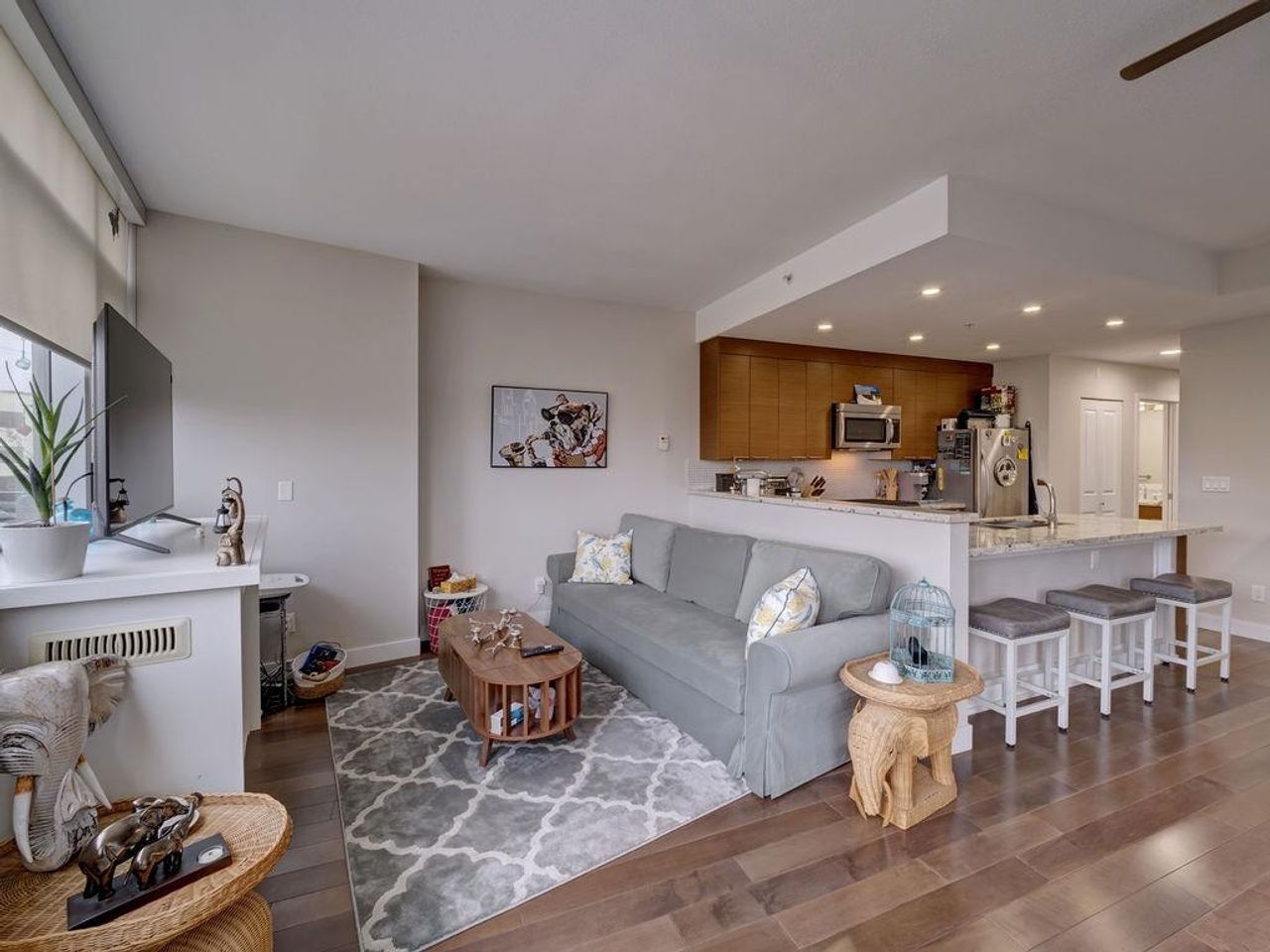 5725-teredo-street-sechelt-district-sunshine-coast-11 at 210 - 5725 Teredo Street, Sechelt District, Sunshine Coast