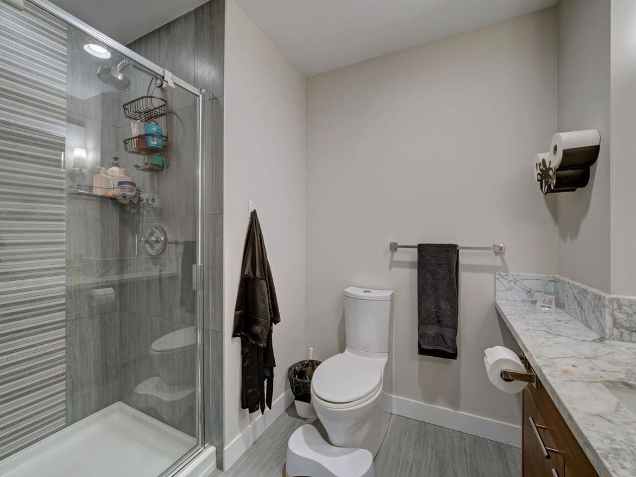 5725-teredo-street-sechelt-district-sunshine-coast-16 at 210 - 5725 Teredo Street, Sechelt District, Sunshine Coast