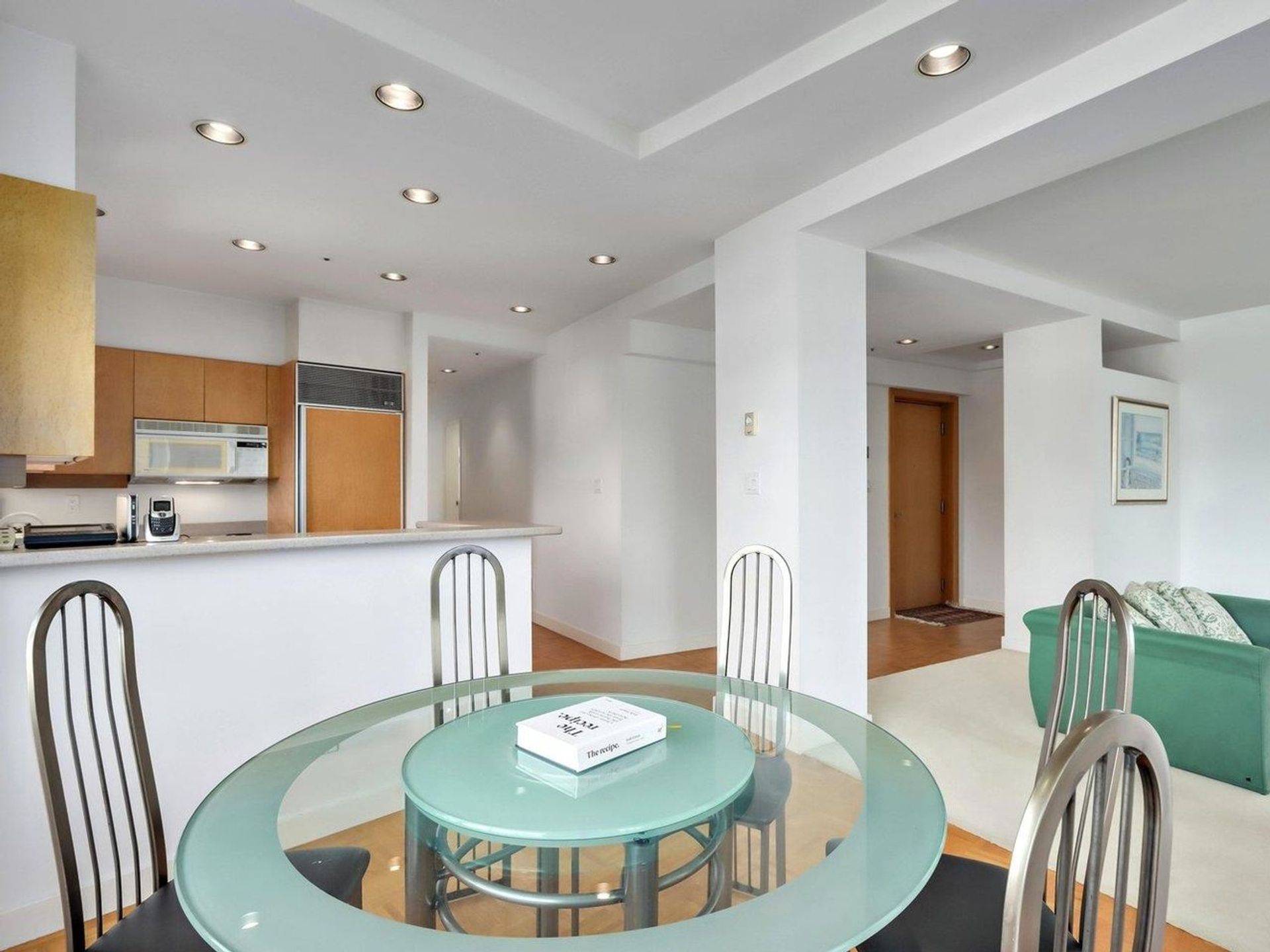 2088-barclay-street-west-end-vw-vancouver-west-14 at 501 - 2088 Barclay Street, West End VW, Vancouver West 2088-barclay-street-west-end-vw-vancouver-west-14 at 501 - 2088 Barclay Street, West End VW, Vancouver West