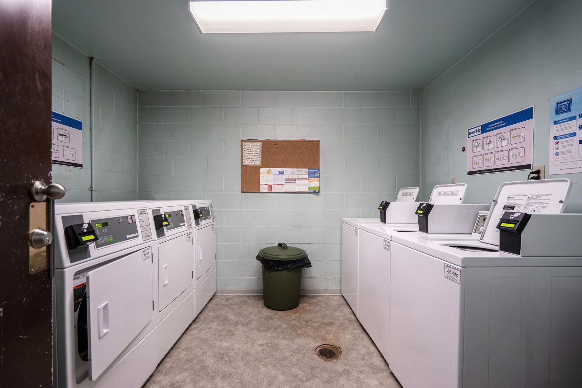 175-e-4th-street-lower-lonsdale-north-vancouver-17 at 212 - 175 E 4th Street, Lower Lonsdale, North Vancouver 175-e-4th-street-lower-lonsdale-north-vancouver-17 at 212 - 175 E 4th Street, Lower Lonsdale, North Vancouver