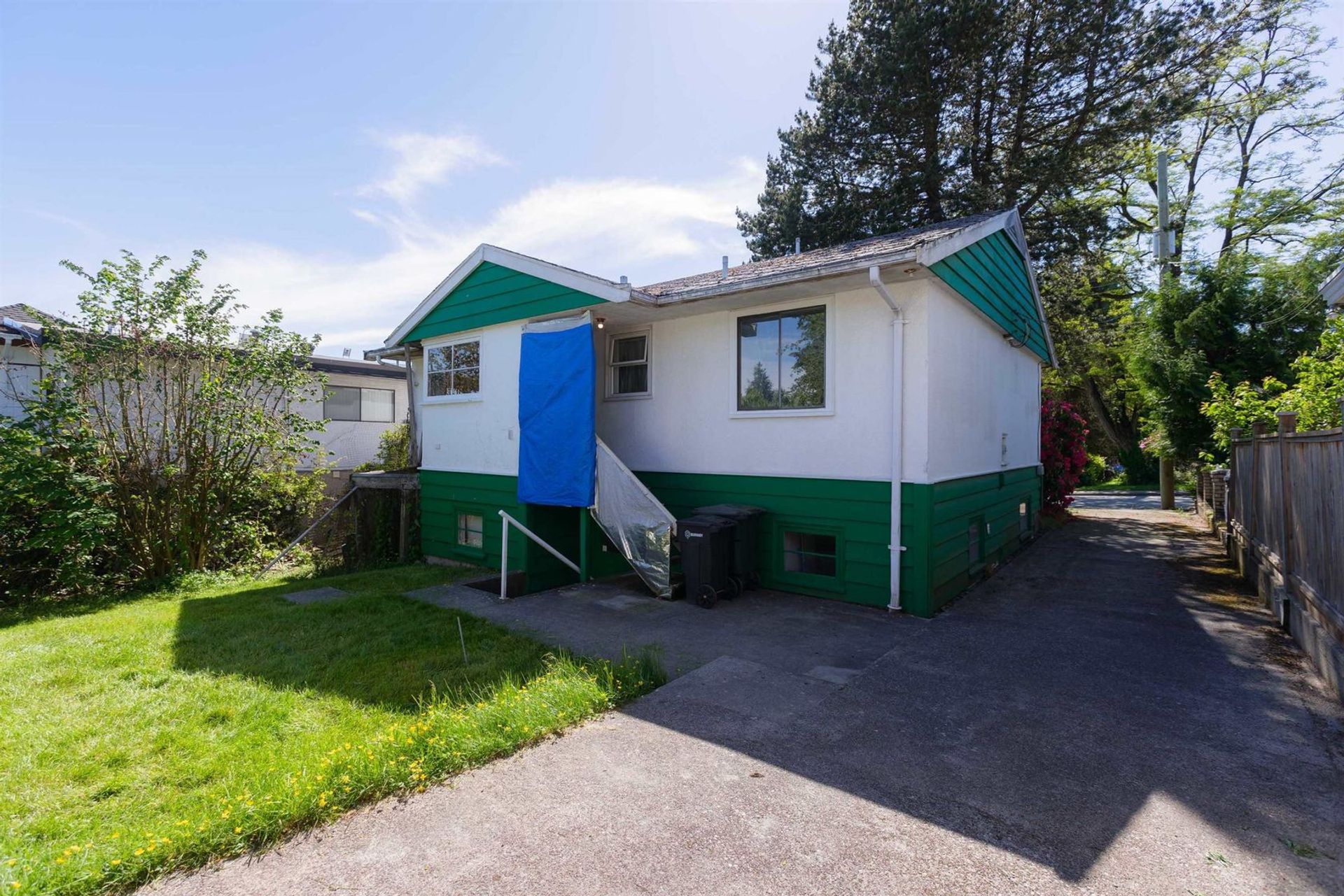 7290-dow-avenue-metrotown-burnaby-south-03 at 7290 Dow Avenue, Metrotown, Burnaby South 7290-dow-avenue-metrotown-burnaby-south-03 at 7290 Dow Avenue, Metrotown, Burnaby South