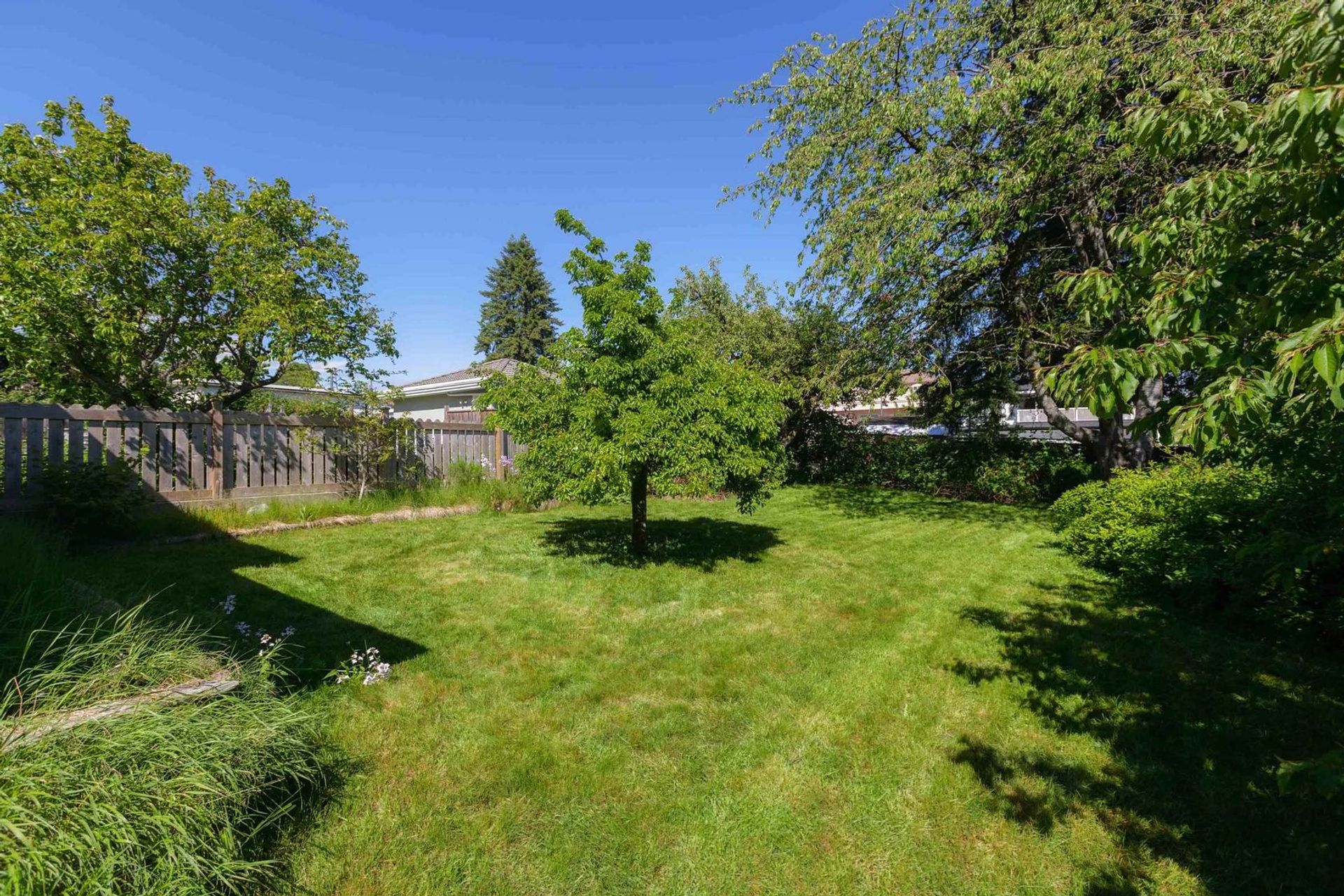 7290-dow-avenue-metrotown-burnaby-south-06 at 7290 Dow Avenue, Metrotown, Burnaby South 7290-dow-avenue-metrotown-burnaby-south-06 at 7290 Dow Avenue, Metrotown, Burnaby South