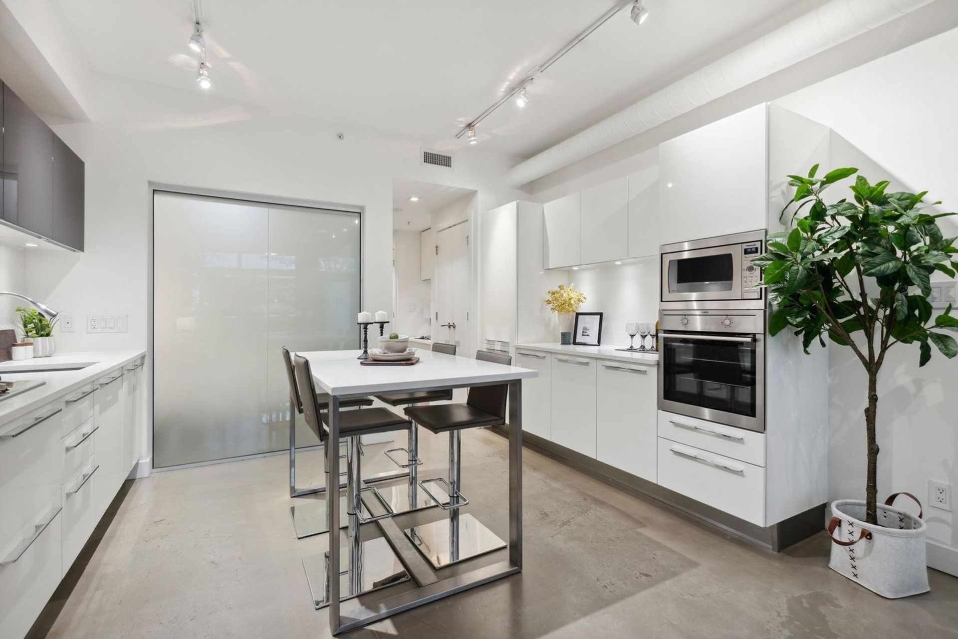 126-e-1st-avenue-mount-pleasant-ve-vancouver-east-08 at 126 E 1st Avenue, Mount Pleasant VE, Vancouver East 126-e-1st-avenue-mount-pleasant-ve-vancouver-east-08 at 126 E 1st Avenue, Mount Pleasant VE, Vancouver East