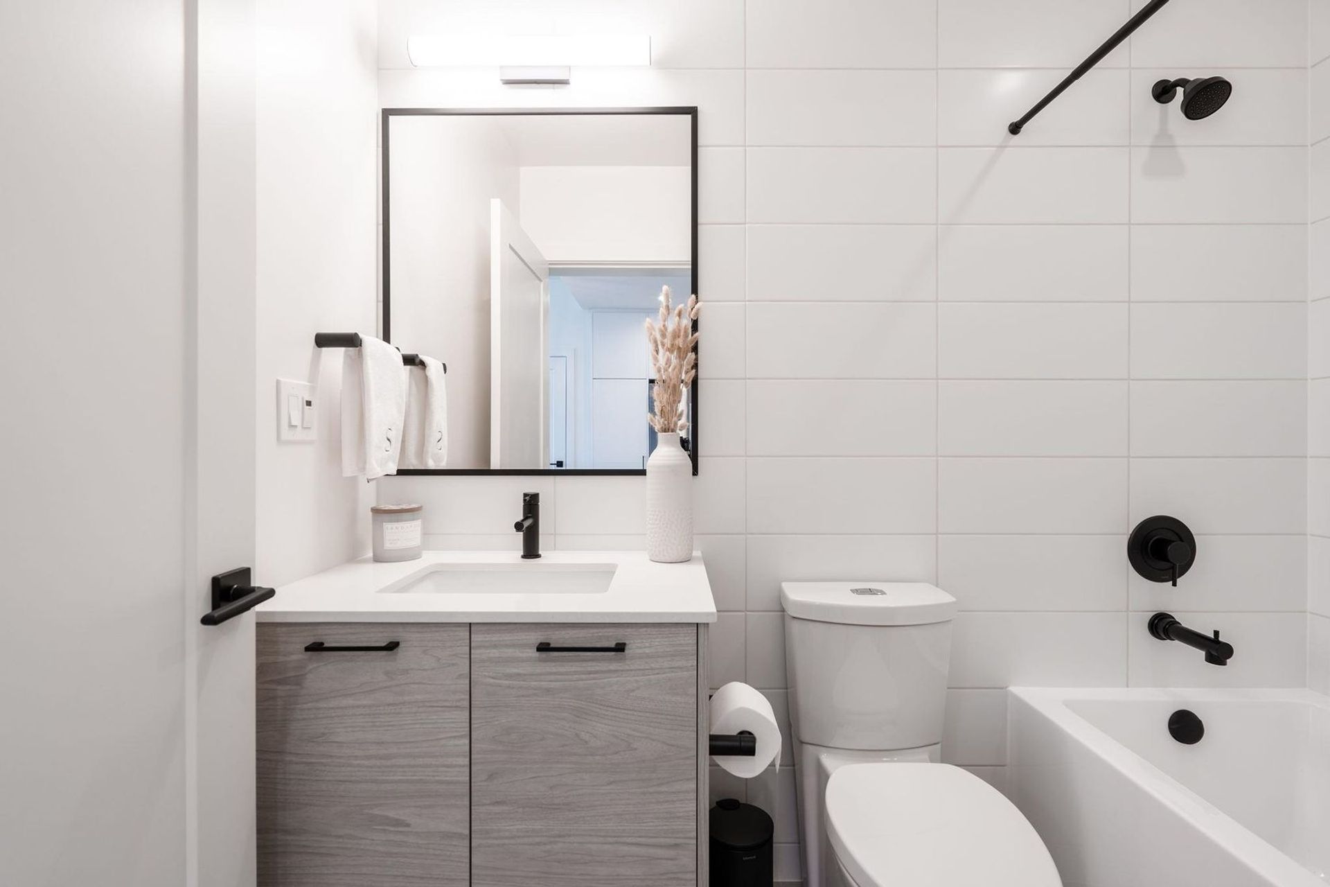 8327-201-street-willoughby-heights-langley-20 at D409 - 8327 201 Street, Willoughby Heights, Langley 8327-201-street-willoughby-heights-langley-20 at D409 - 8327 201 Street, Willoughby Heights, Langley