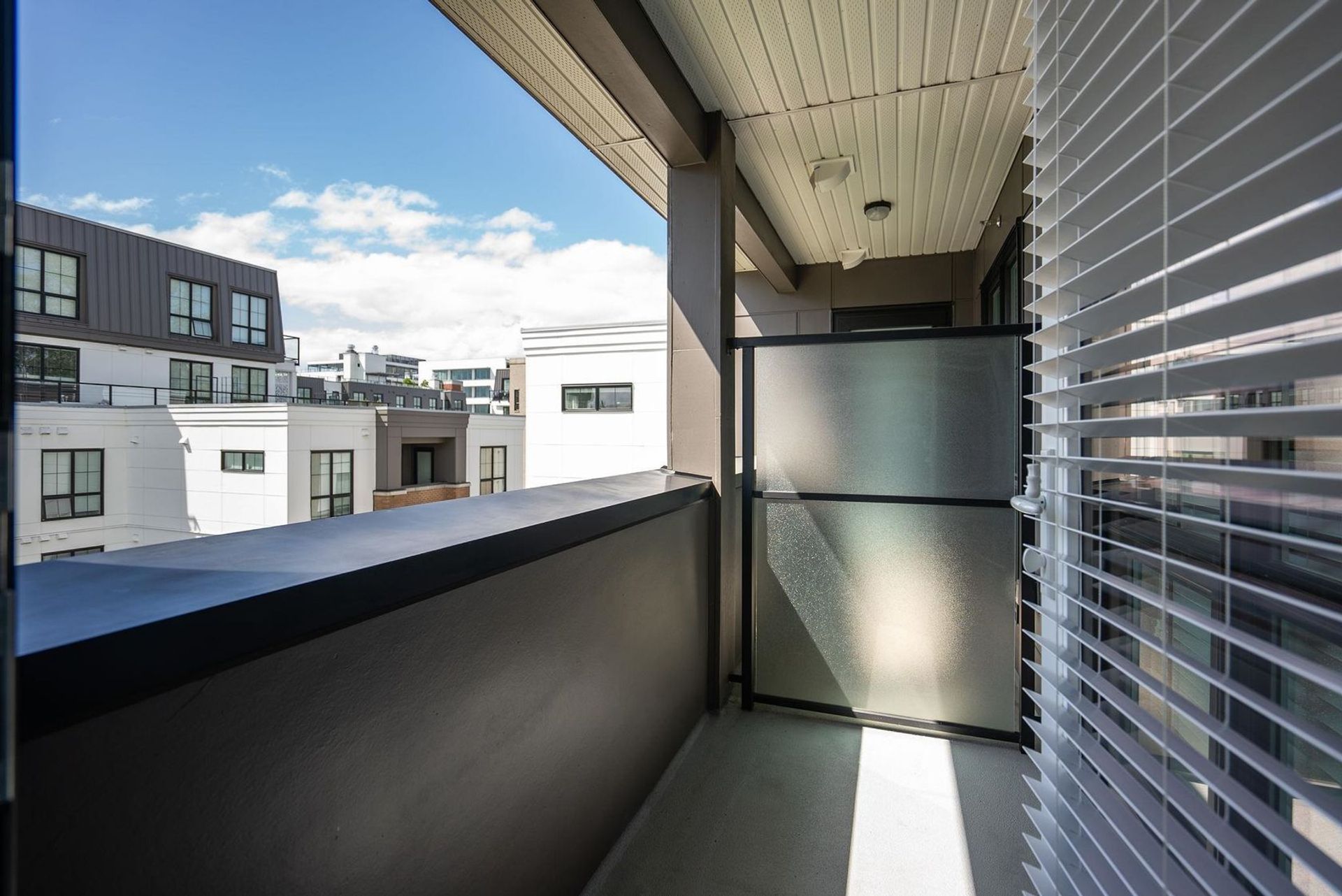 8327-201-street-willoughby-heights-langley-24 at D409 - 8327 201 Street, Willoughby Heights, Langley 8327-201-street-willoughby-heights-langley-24 at D409 - 8327 201 Street, Willoughby Heights, Langley