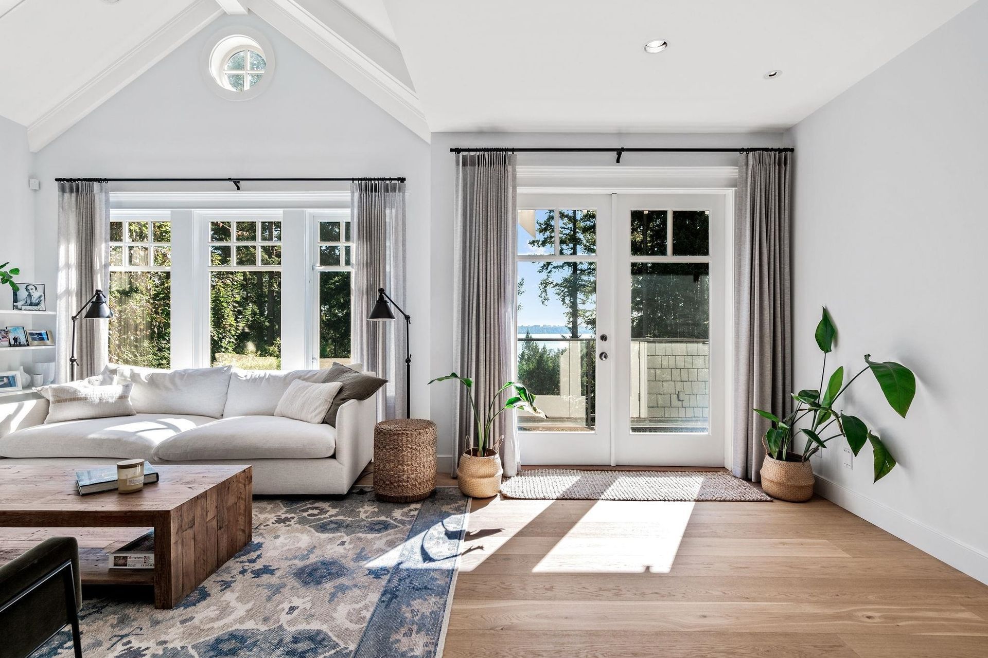 4638-decourcy-court-caulfeild-west-vancouver-05 at 4638 Decourcy Court, Caulfeild, West Vancouver 4638-decourcy-court-caulfeild-west-vancouver-05 at 4638 Decourcy Court, Caulfeild, West Vancouver