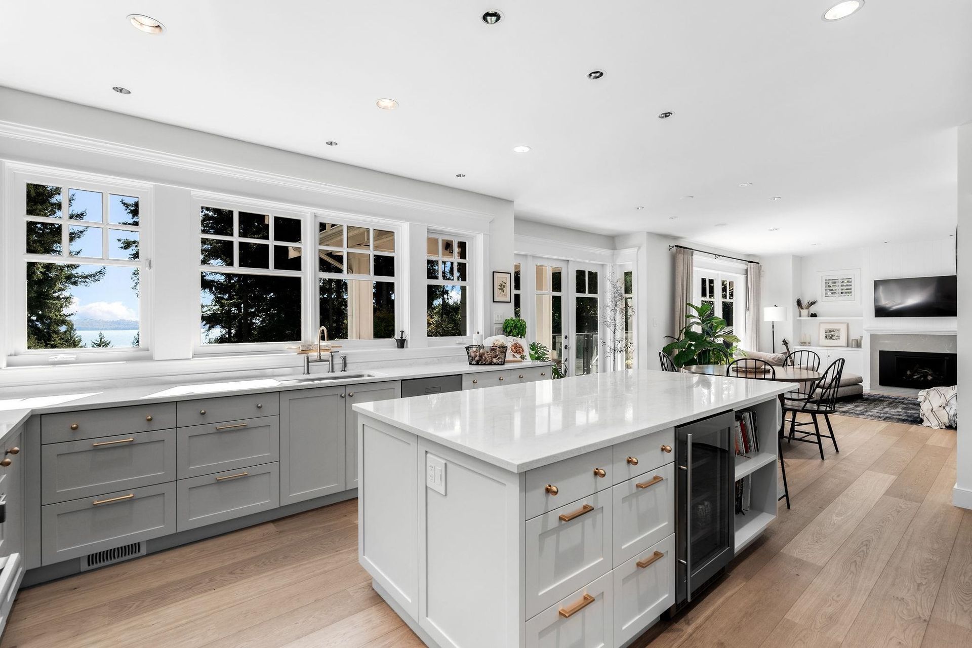 4638-decourcy-court-caulfeild-west-vancouver-11 at 4638 Decourcy Court, Caulfeild, West Vancouver 4638-decourcy-court-caulfeild-west-vancouver-11 at 4638 Decourcy Court, Caulfeild, West Vancouver