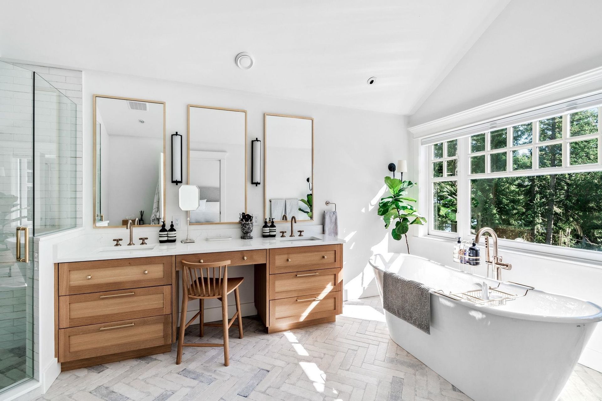 4638-decourcy-court-caulfeild-west-vancouver-15 at 4638 Decourcy Court, Caulfeild, West Vancouver 4638-decourcy-court-caulfeild-west-vancouver-15 at 4638 Decourcy Court, Caulfeild, West Vancouver