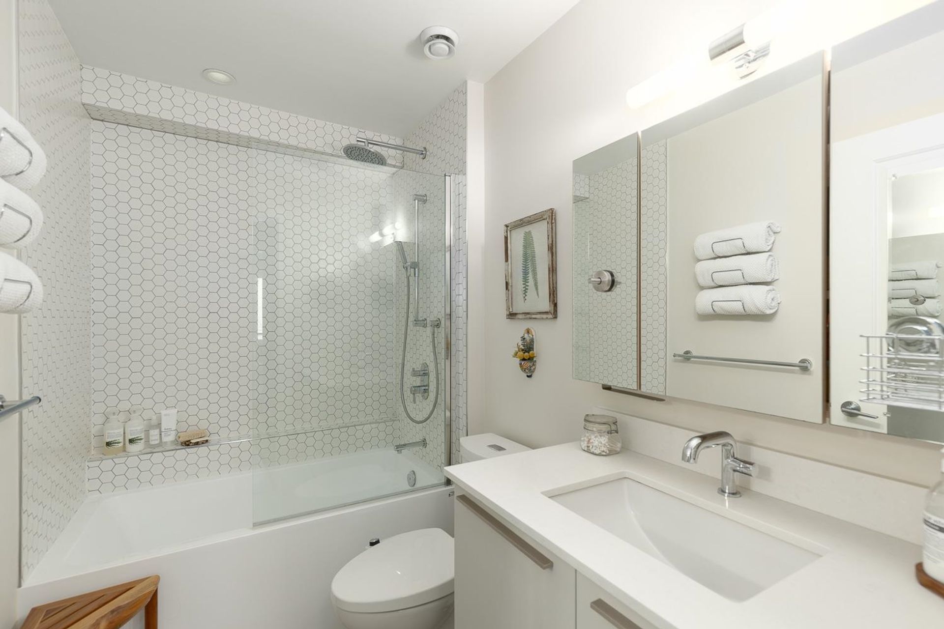 1661-e-2nd-avenue-grandview-woodland-vancouver-east-12 at 307 - 1661 E 2nd Avenue, Grandview Woodland, Vancouver East 1661-e-2nd-avenue-grandview-woodland-vancouver-east-12 at 307 - 1661 E 2nd Avenue, Grandview Woodland, Vancouver East