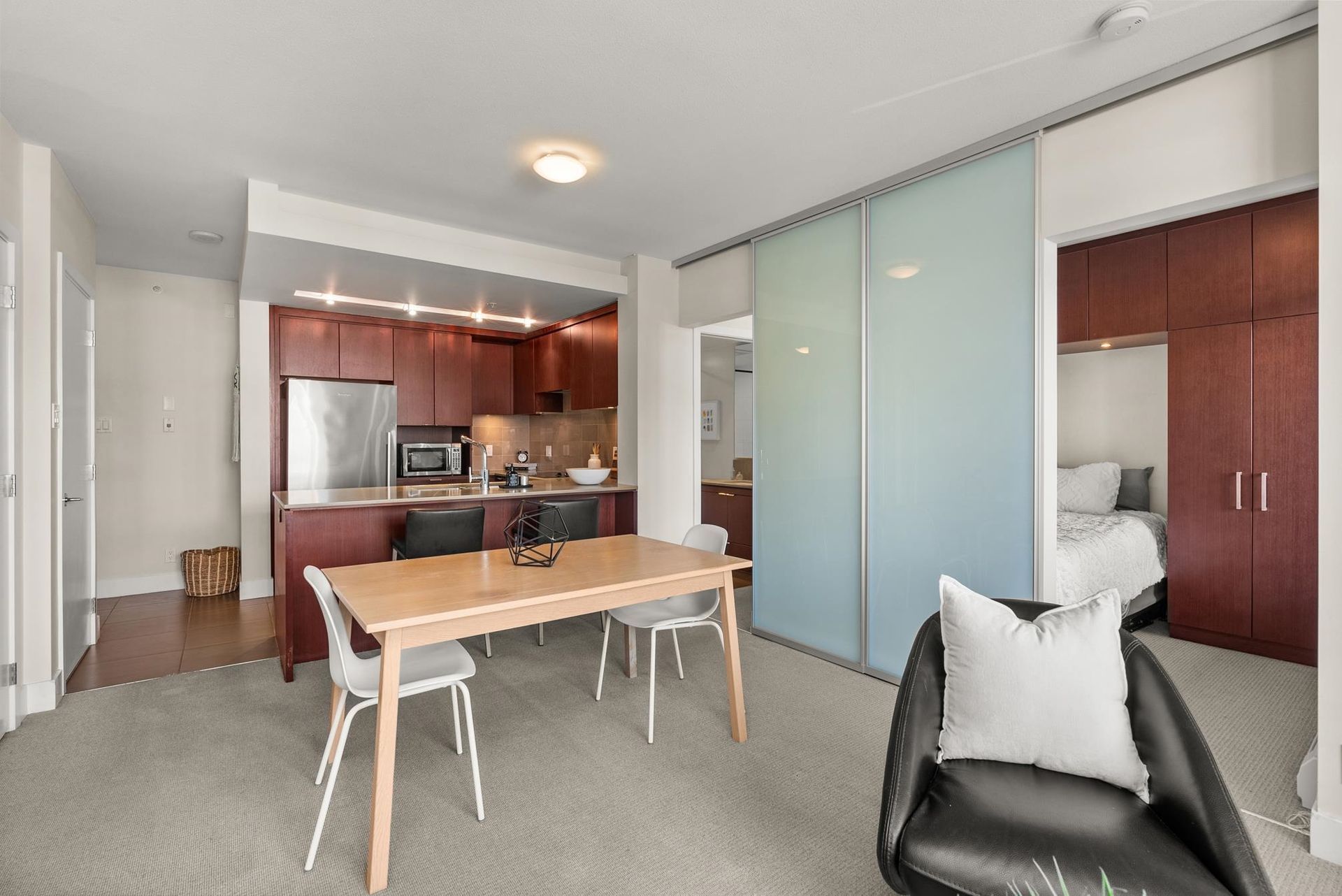 158-w-13th-street-central-lonsdale-north-vancouver-03 at 701 - 158 W 13th Street, Central Lonsdale, North Vancouver 158-w-13th-street-central-lonsdale-north-vancouver-03 at 701 - 158 W 13th Street, Central Lonsdale, North Vancouver