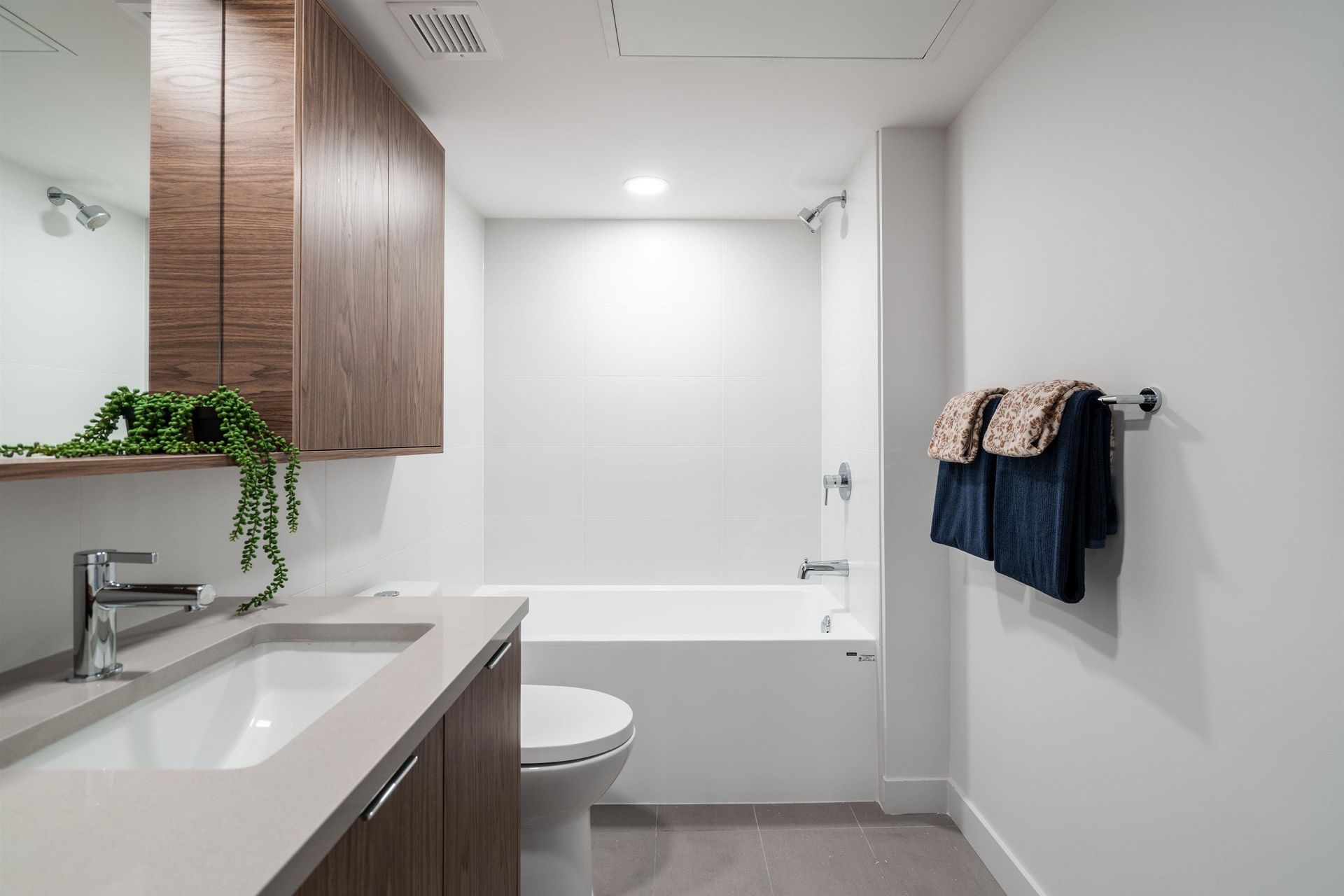 2419-grant-street-renfrew-ve-vancouver-east-24 at 404 - 2419 Grant Street, Renfrew VE, Vancouver East 2419-grant-street-renfrew-ve-vancouver-east-24 at 404 - 2419 Grant Street, Renfrew VE, Vancouver East