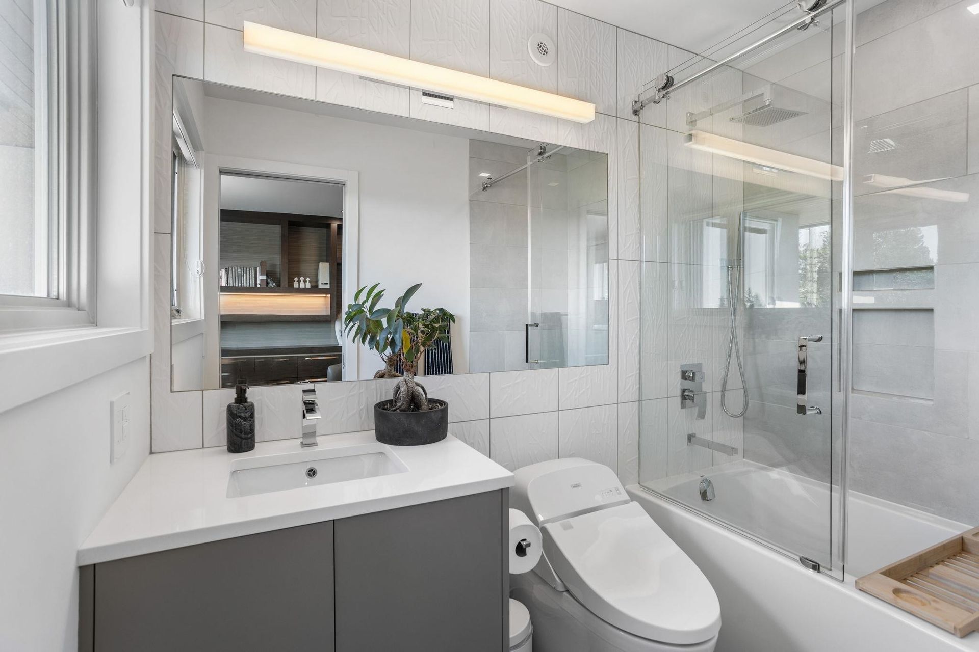 883-wavertree-road-forest-hills-nv-north-vancouver-23 at 883 Wavertree Road, Forest Hills NV, North Vancouver 883-wavertree-road-forest-hills-nv-north-vancouver-23 at 883 Wavertree Road, Forest Hills NV, North Vancouver