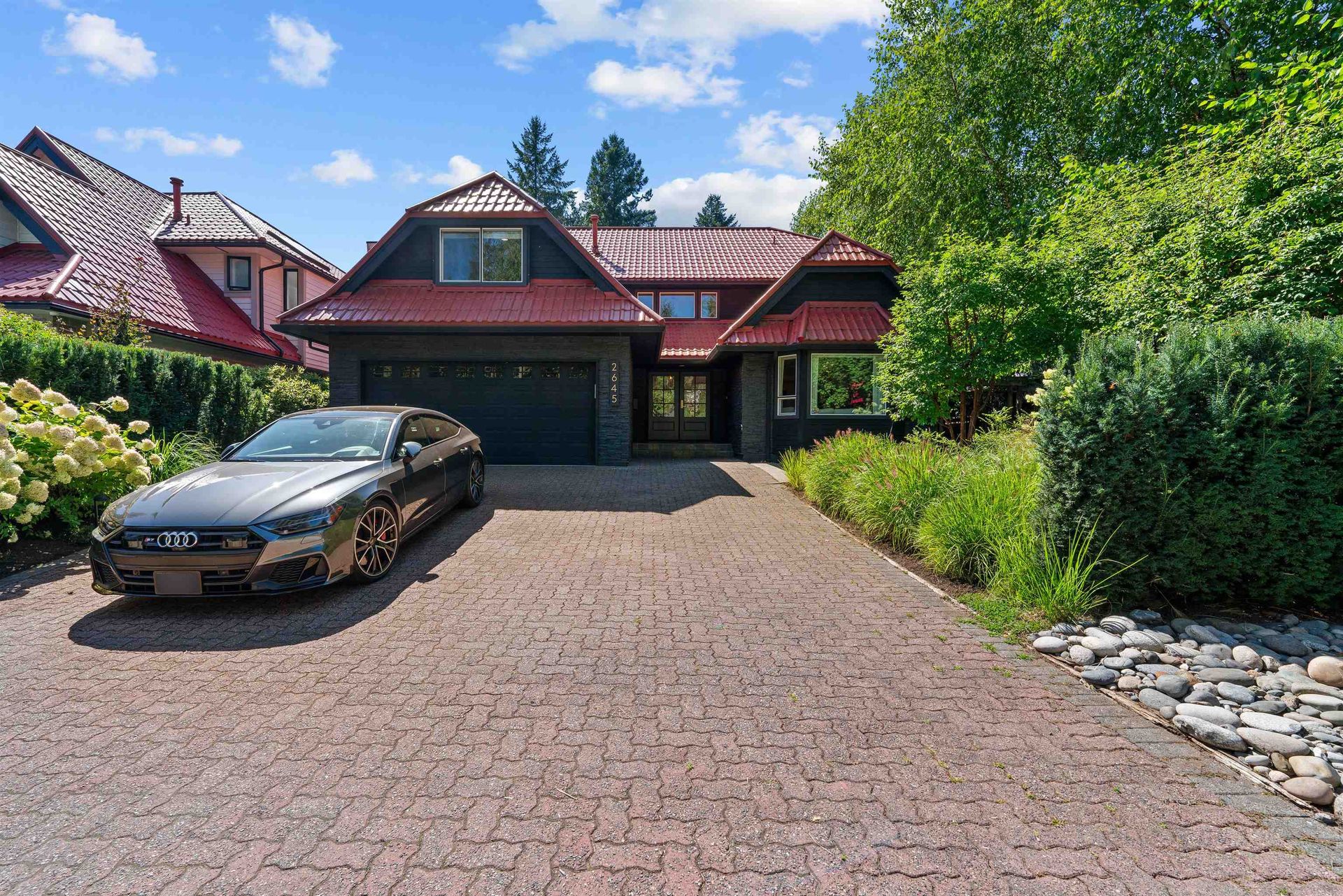 2645 Edgemont Boulevard, Edgemont, North Vancouver  by Miller Wark Real Estate Team 2645 Edgemont Boulevard, Edgemont, North Vancouver