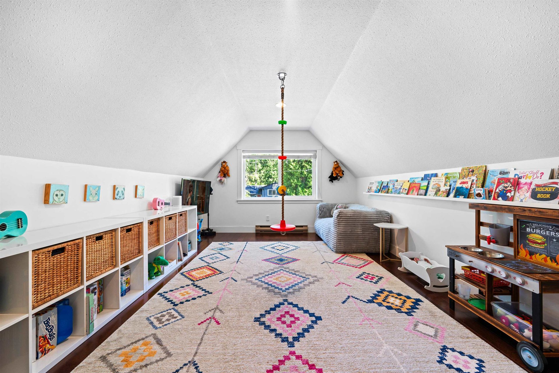 2645-edgemont-boulevard-edgemont-north-vancouver-21 at 2645 Edgemont Boulevard, Edgemont, North Vancouver 2645-edgemont-boulevard-edgemont-north-vancouver-21 at 2645 Edgemont Boulevard, Edgemont, North Vancouver