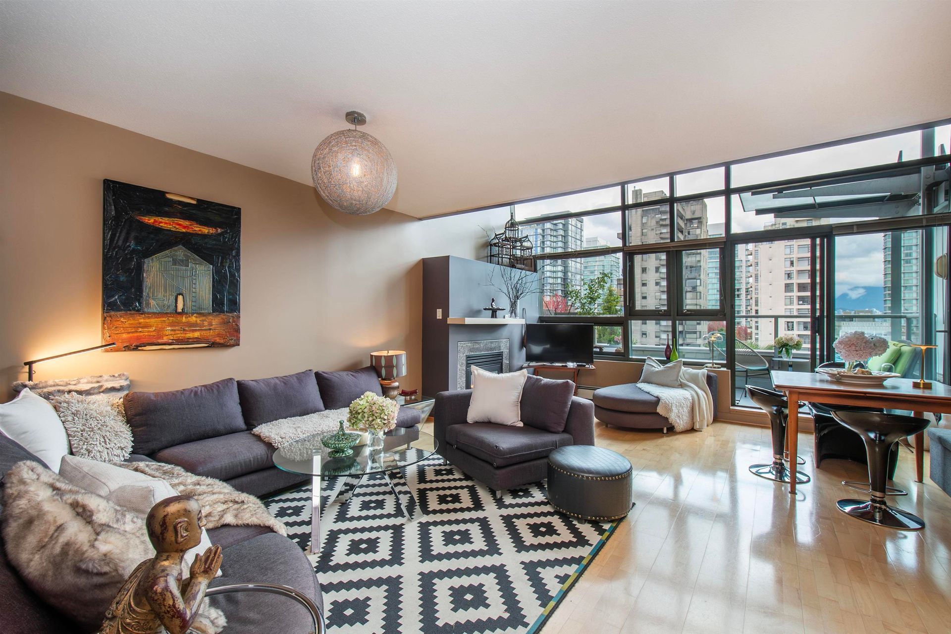 1688-robson-street-west-end-vw-vancouver-west-09 at PH4 - 1688 Robson Street, West End VW, Vancouver West 1688-robson-street-west-end-vw-vancouver-west-09 at PH4 - 1688 Robson Street, West End VW, Vancouver West