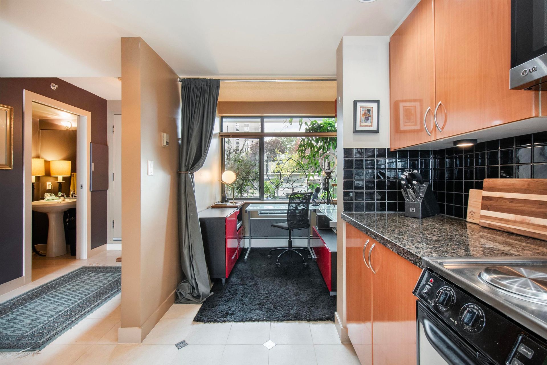 1688-robson-street-west-end-vw-vancouver-west-25 at PH4 - 1688 Robson Street, West End VW, Vancouver West 1688-robson-street-west-end-vw-vancouver-west-25 at PH4 - 1688 Robson Street, West End VW, Vancouver West