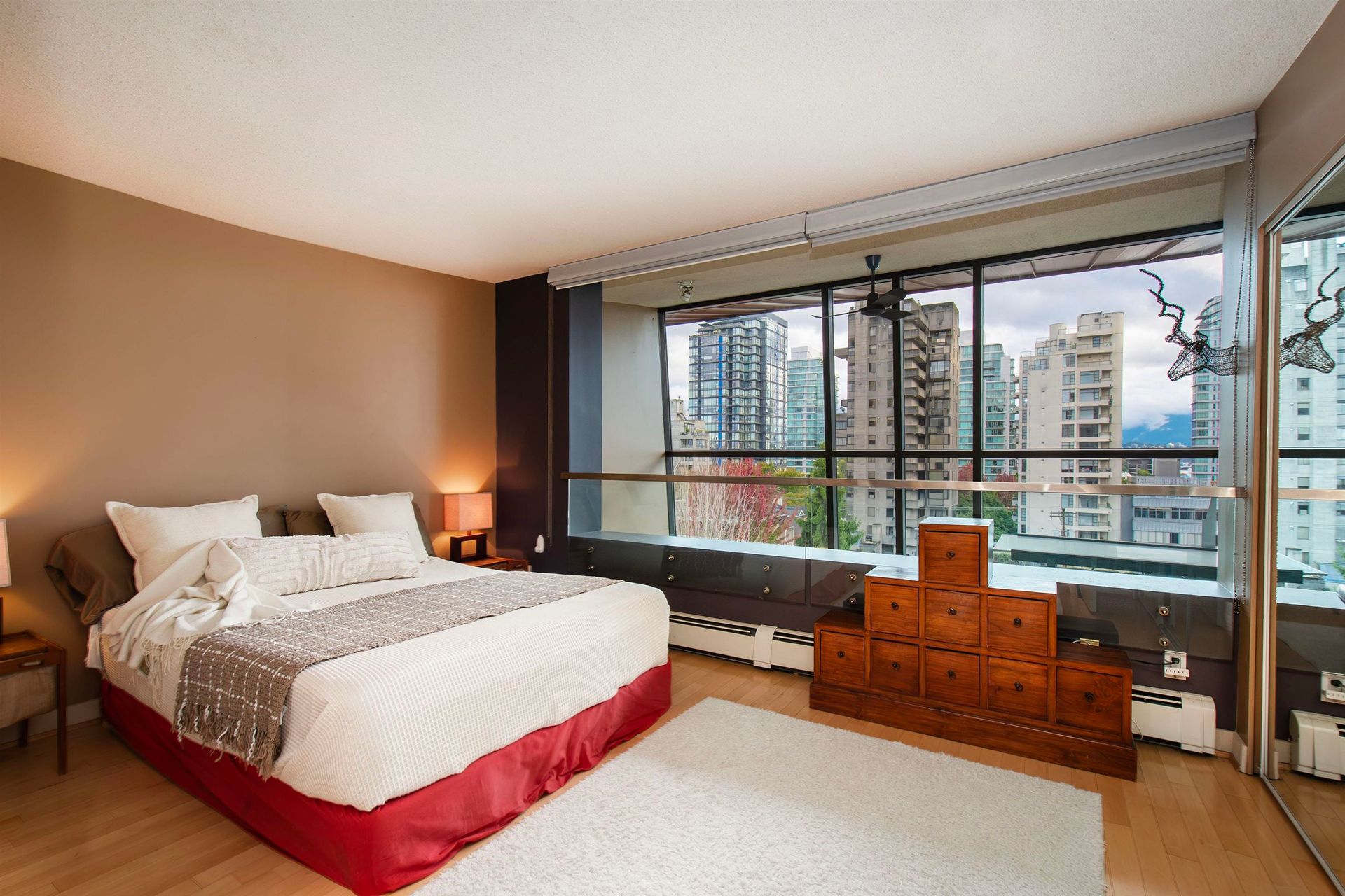 1688-robson-street-west-end-vw-vancouver-west-28 at PH4 - 1688 Robson Street, West End VW, Vancouver West 1688-robson-street-west-end-vw-vancouver-west-28 at PH4 - 1688 Robson Street, West End VW, Vancouver West